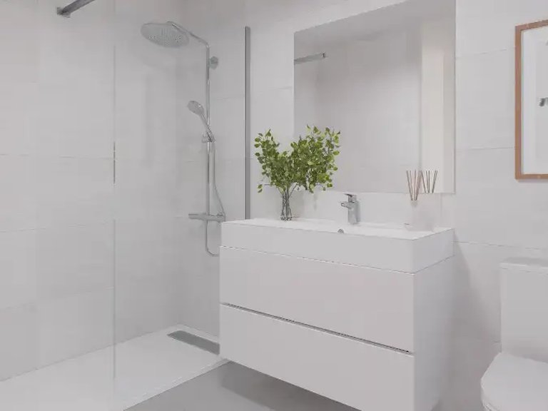 Apartment for Sale in Urbanización Puerto De Estepona, Malaga 7