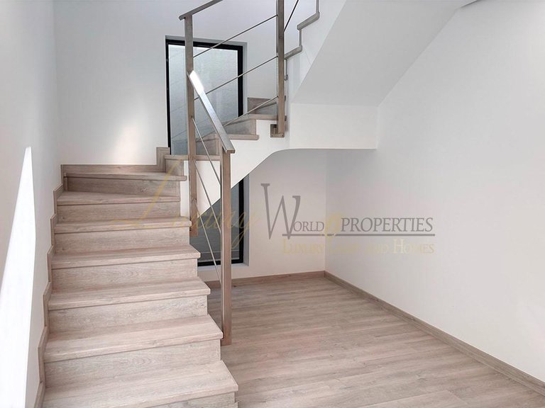 Villa for Sale in Costa Adeje, Tenerife, España 27