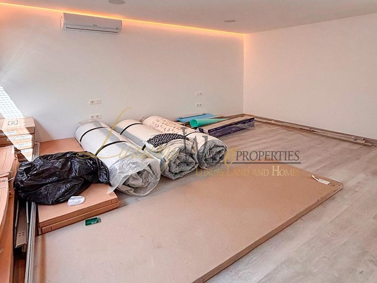 Villa for Sale in Costa Adeje, Tenerife, España 29