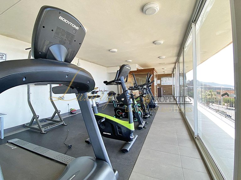 Apartment for Sale in Adeje, Tenerife, España 11