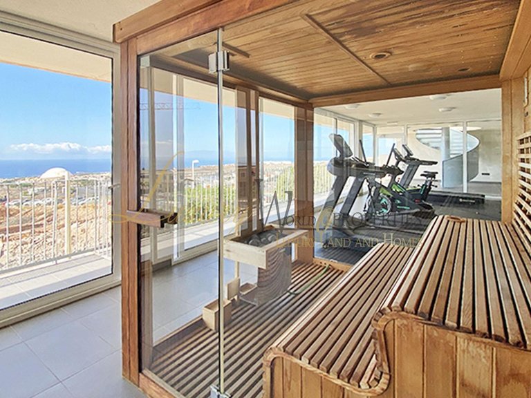 Apartment for Sale in Adeje, Tenerife, España 13