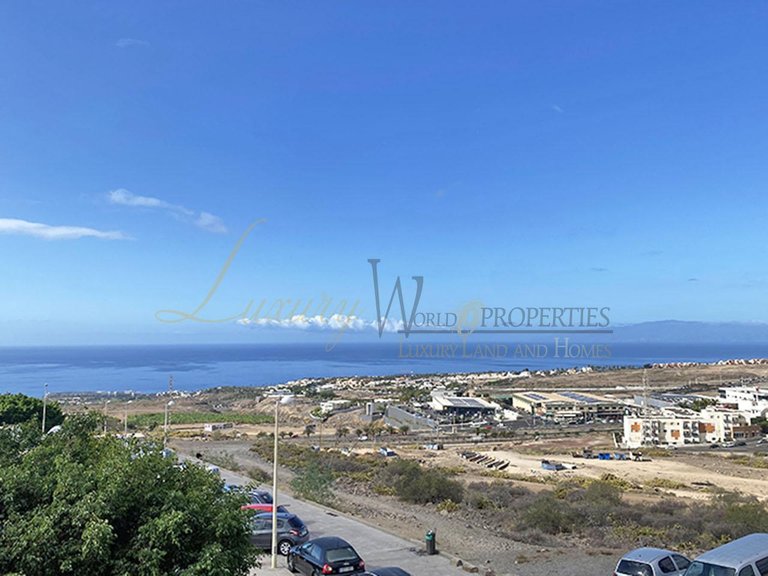 Apartment for Sale in Adeje, Tenerife, España 10