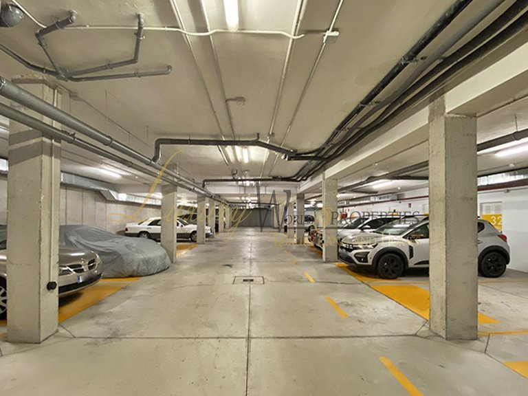 Apartment for Sale in Adeje, Tenerife, España 18