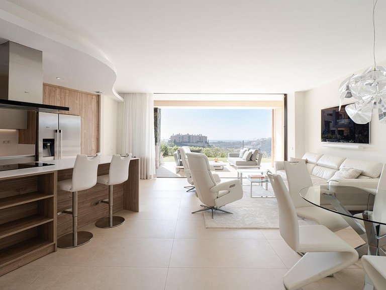 Apartment for Sale in Benahavís, Malaga 4