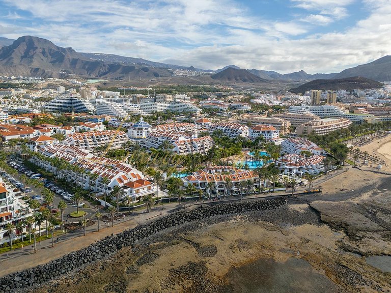 Town House for Sale in Playa De Las Americas, Tenerife, España 26