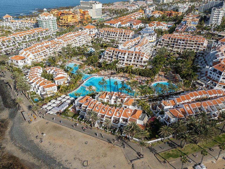 Town House for Sale in Playa De Las Americas, Tenerife, España 28
