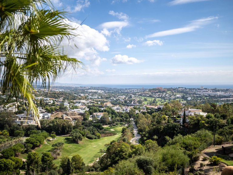 Apartment for Sale in Benahavís, Malaga 29