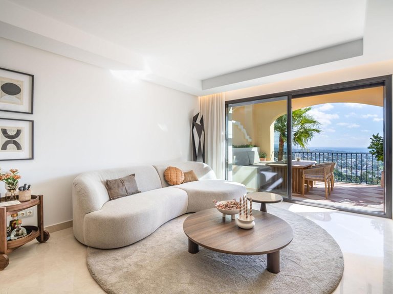 Apartment for Sale in Benahavís, Malaga 7