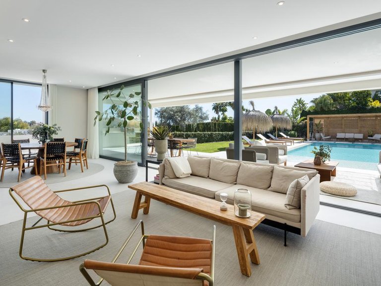 Villa for Sale in Marbella, Malaga 12