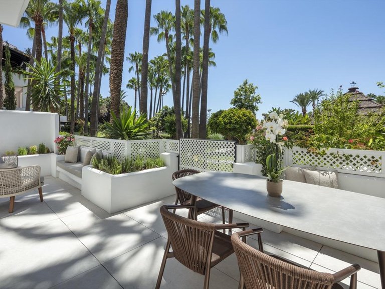 Apartment for Sale in Marbella, Malaga 23