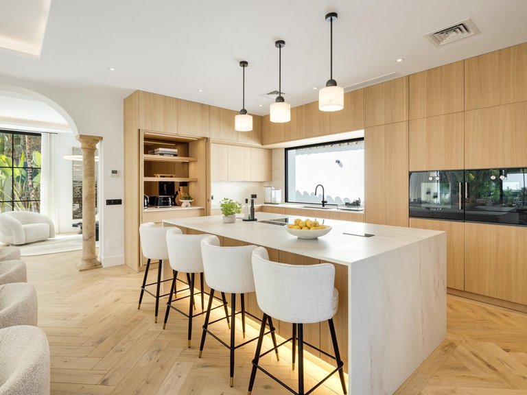 Villa for Sale in Benahavís, Malaga 27