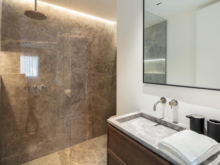 Apartment for Sale in Marbella, Malaga 16