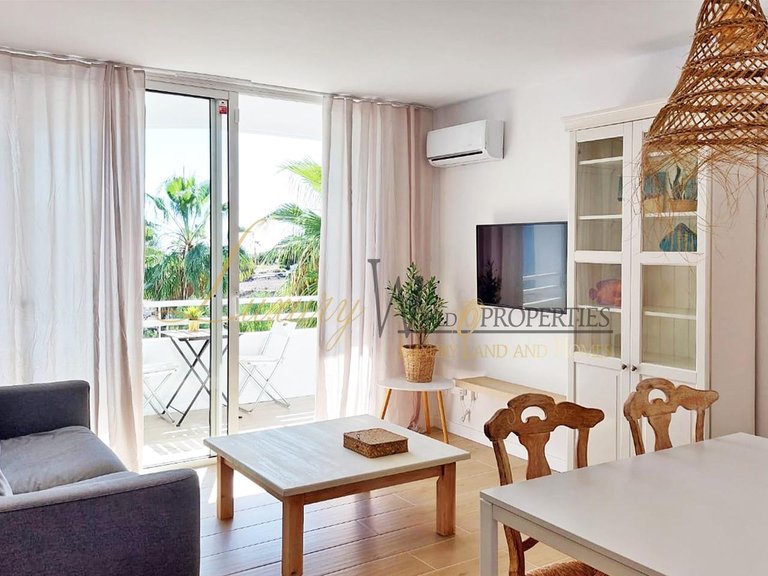 Apartment for Sale in Golf Del Sur, Tenerife, España 1