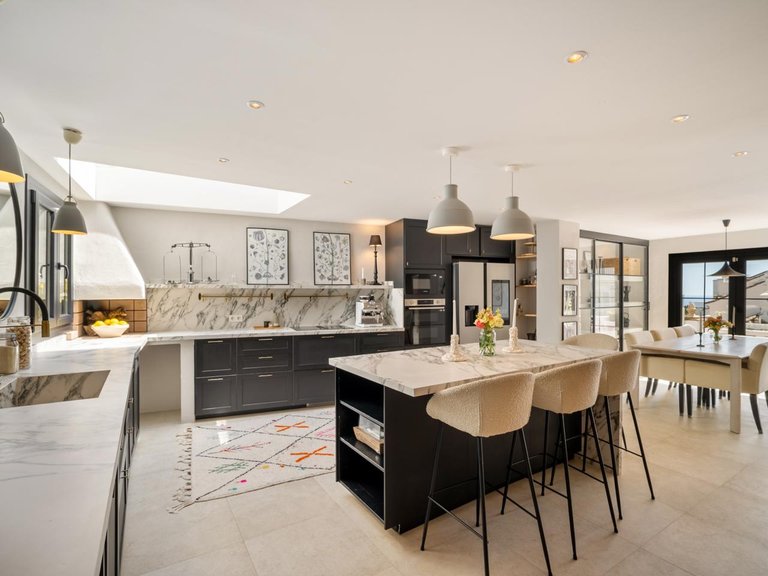 Villa for Sale in Marbella, Malaga 30