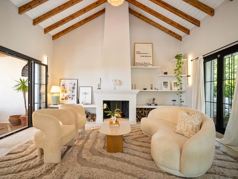 Villa for Sale in Marbella, Malaga 1