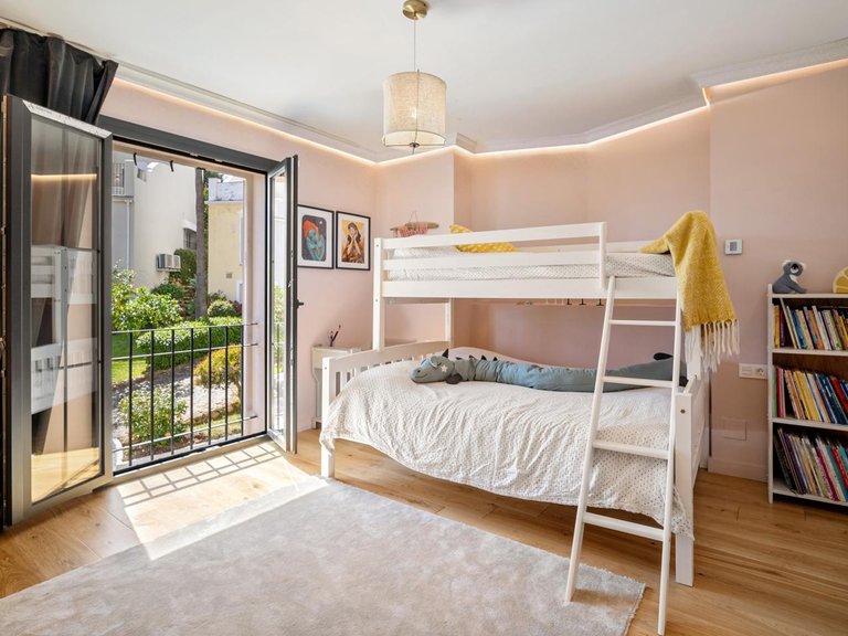 Villa for Sale in Marbella, Malaga 23