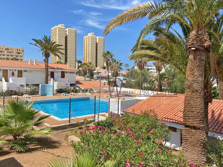 Apartment for Sale in Playa De Las Americas, Tenerife, España 1