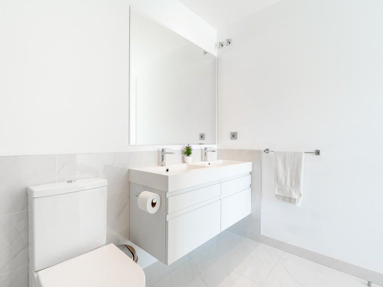 Apartment for Sale in Cancelada, Malaga 11