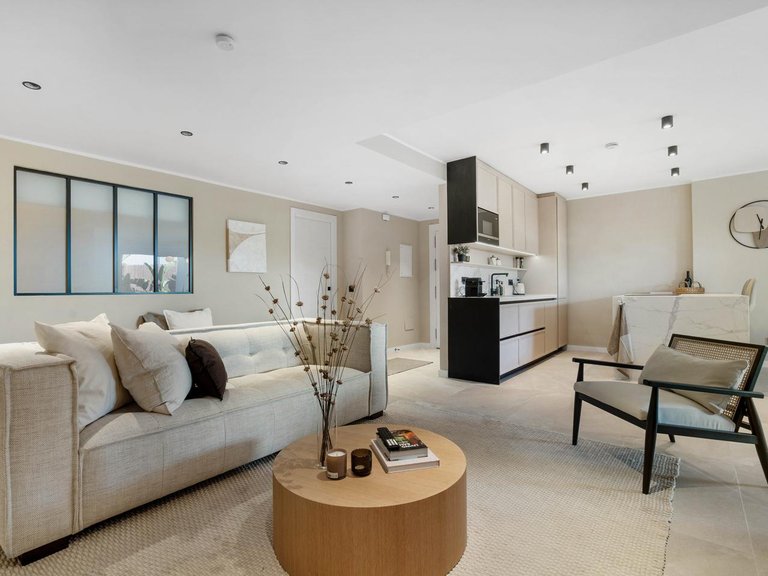 Apartment for Sale in Marbella, Malaga 2