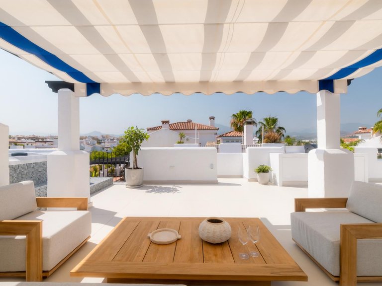 Penthouse for Sale in Marbella, Malaga 25
