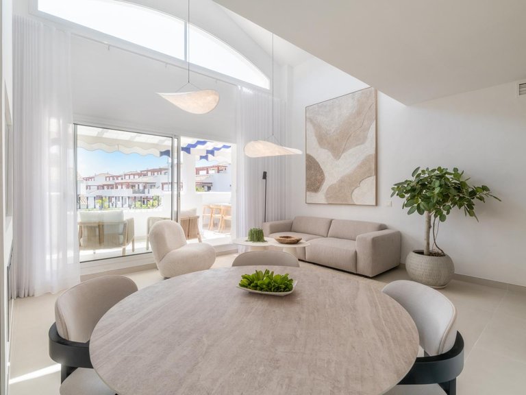 Penthouse for Sale in Marbella, Malaga 12