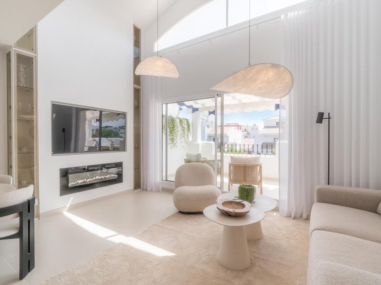 Penthouse for Sale in Marbella, Malaga 13