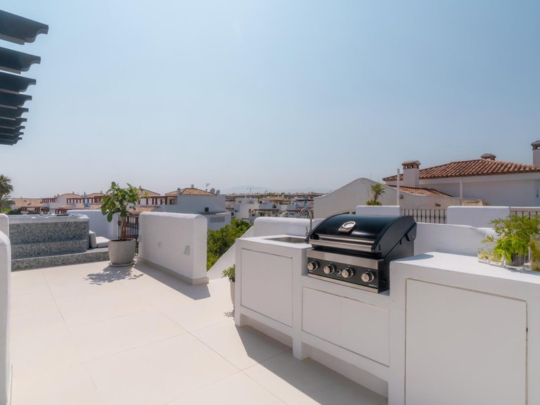 Penthouse for Sale in Marbella, Malaga 28