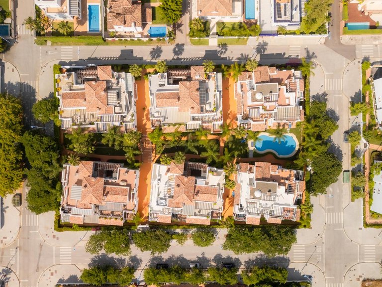 Penthouse for Sale in Marbella, Malaga 50