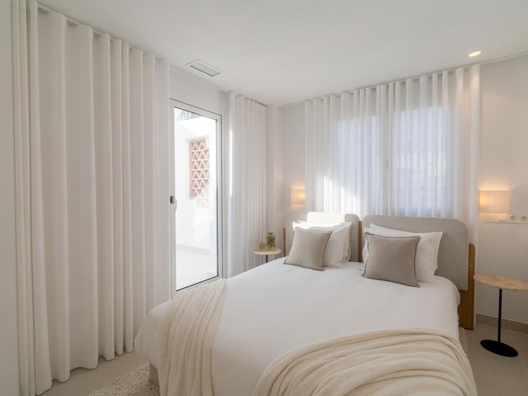 Penthouse for Sale in Marbella, Malaga 39