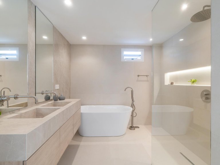 Penthouse for Sale in Marbella, Malaga 24