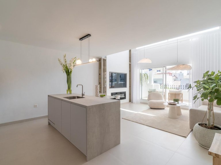Penthouse for Sale in Marbella, Malaga 10