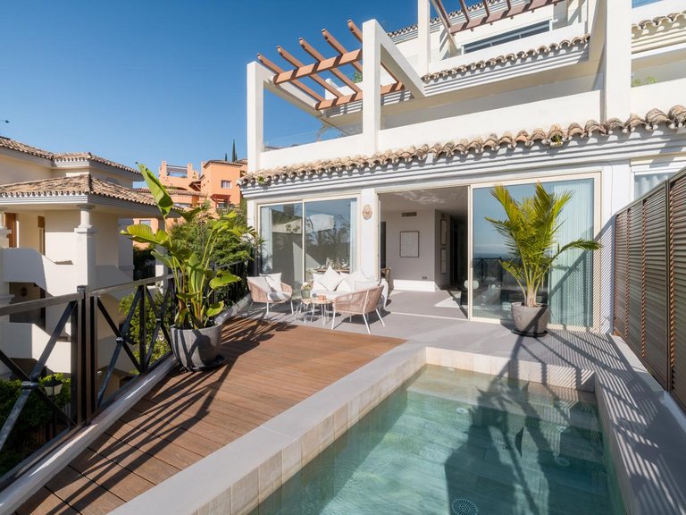 Apartment for Sale in Marbella, Malaga 1
