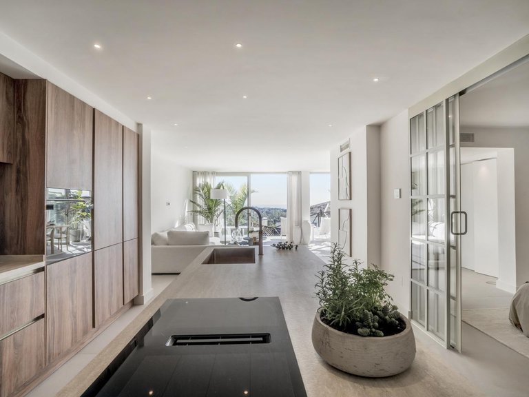 Apartment for Sale in Marbella, Malaga 20