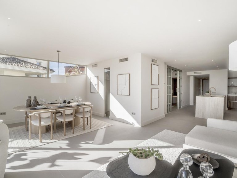 Apartment for Sale in Marbella, Malaga 15