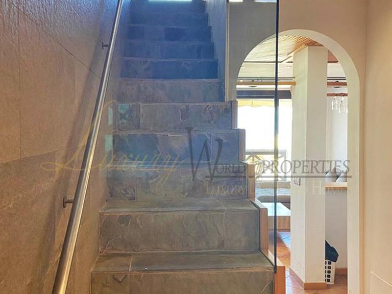 Town House for Sale in Playa Paraiso, Tenerife, España 14
