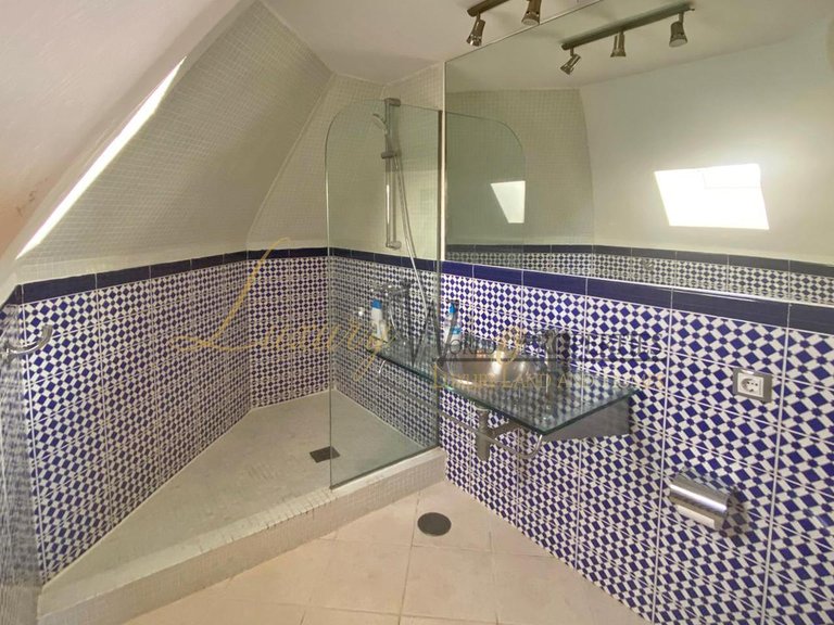 Town House for Sale in Playa Paraiso, Tenerife, España 21