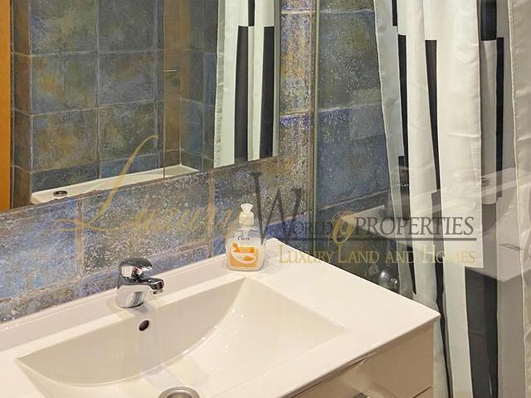 Town House for Sale in Playa Paraiso, Tenerife, España 13