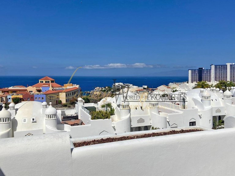 Town House for Sale in Playa Paraiso, Tenerife, España 20