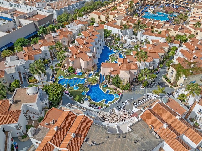 Apartment for Sale in Costa Adeje, Tenerife, España 11