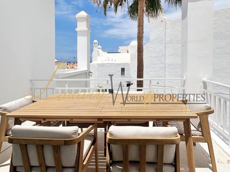 Apartment for Sale in Costa Adeje, Tenerife, España 2