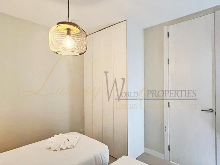 Apartment for Sale in Costa Adeje, Tenerife, España 8