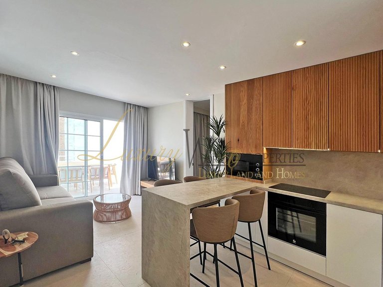 Apartment for Sale in Costa Adeje, Tenerife, España 4