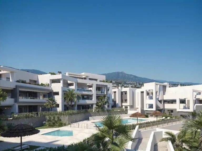 Apartment for Sale in Resinera Voladilla, Malaga 4