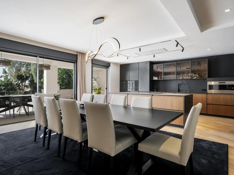 Villa for Sale in Marbella, Malaga 3