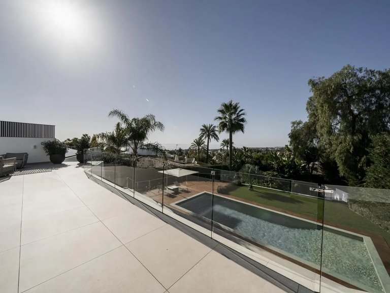 Villa for Sale in Marbella, Malaga 10