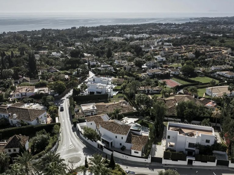 Villa for Sale in Marbella, Malaga 31