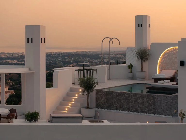 Town House for Sale in Marbella, Malaga 25