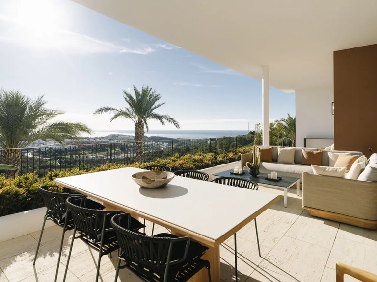 Apartment for Sale in Casares, Malaga 1