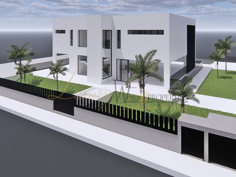 Villa for Sale in Playa Paraiso, Tenerife, España 2