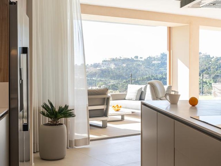 Apartment for Sale in Benahavis, Malaga 9